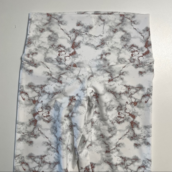 DYI leggings - Picture 2 of 3